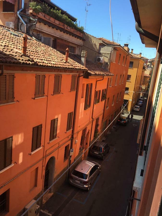 Casa Bertiera Bologna Centro Apartment Luaran gambar
